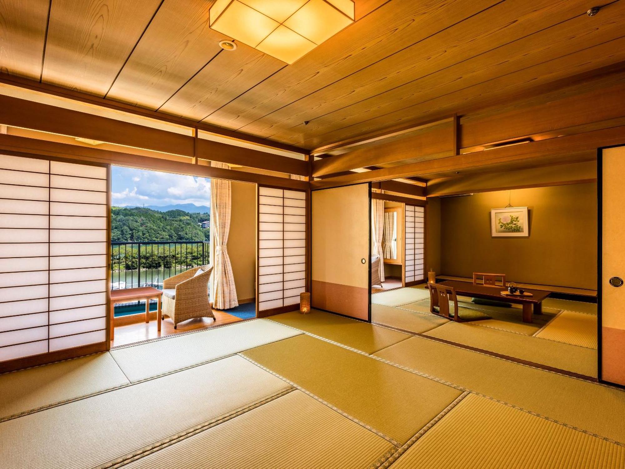 Hotel Ooedo Onsen Monogatari Enakyo Esterno foto