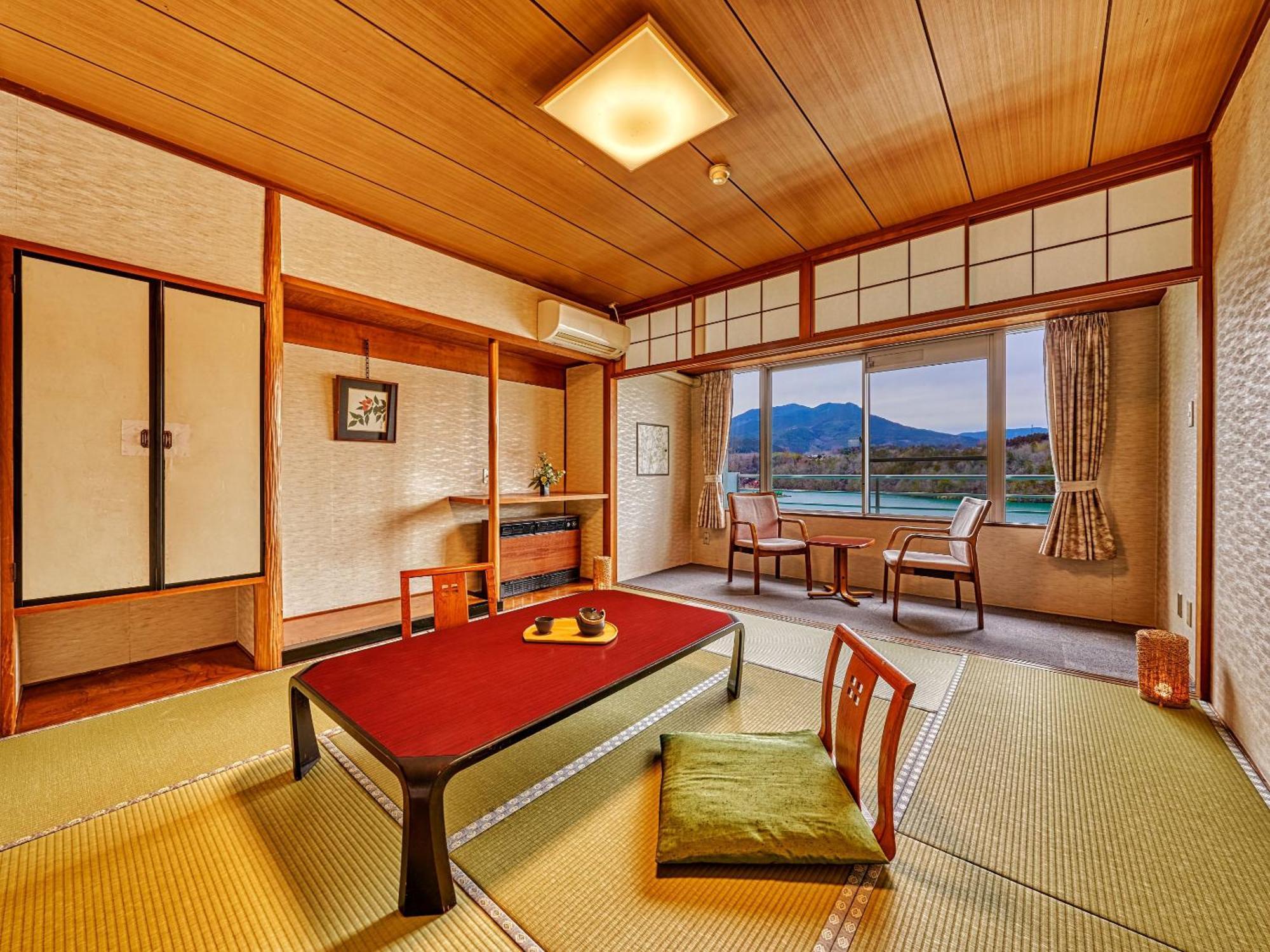 Hotel Ooedo Onsen Monogatari Enakyo Esterno foto