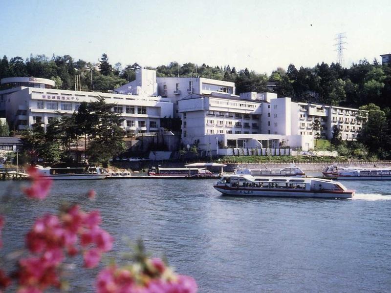 Hotel Ooedo Onsen Monogatari Enakyo Esterno foto